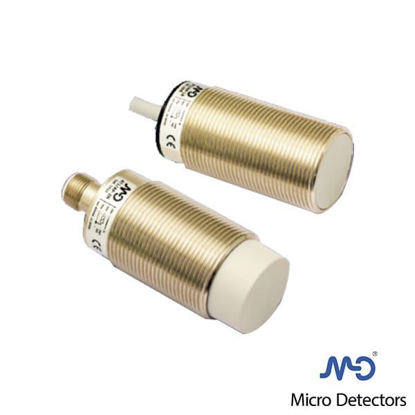Sensor Inductivo M30 cuerpo corto-SN 20mm NO rasante -NPN NA+NC-conector M12