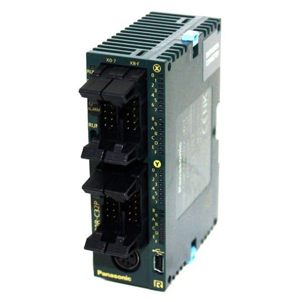 PLC FP0R 16E/16S Transistor PNP tensión 24VCC