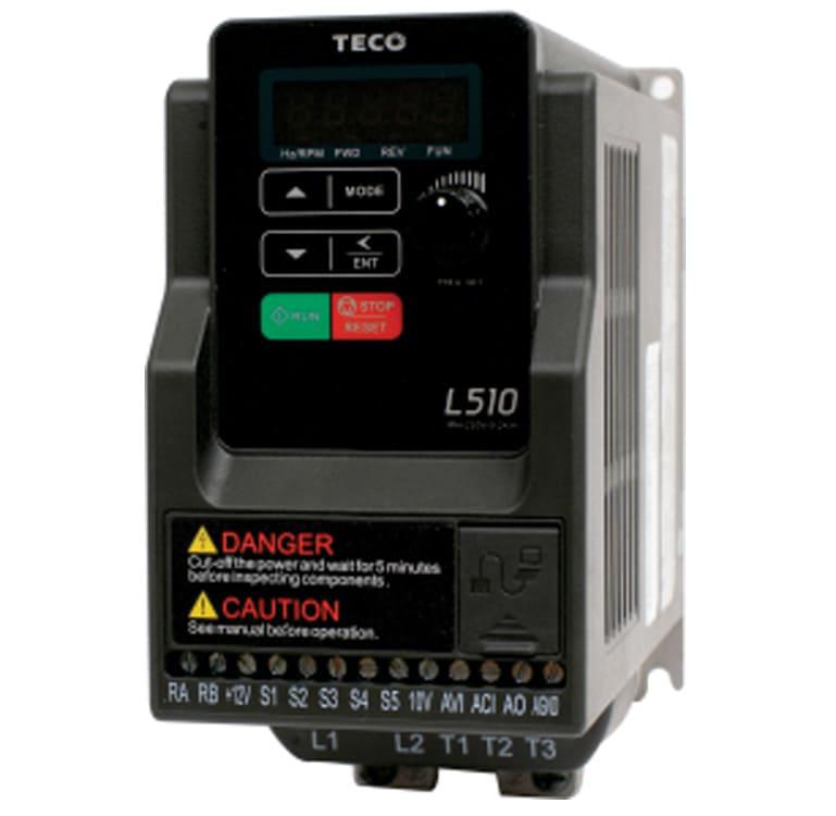 Variador Frecuencia marca Teco 2HP 220V Trifásico Entrada Dig. NPN