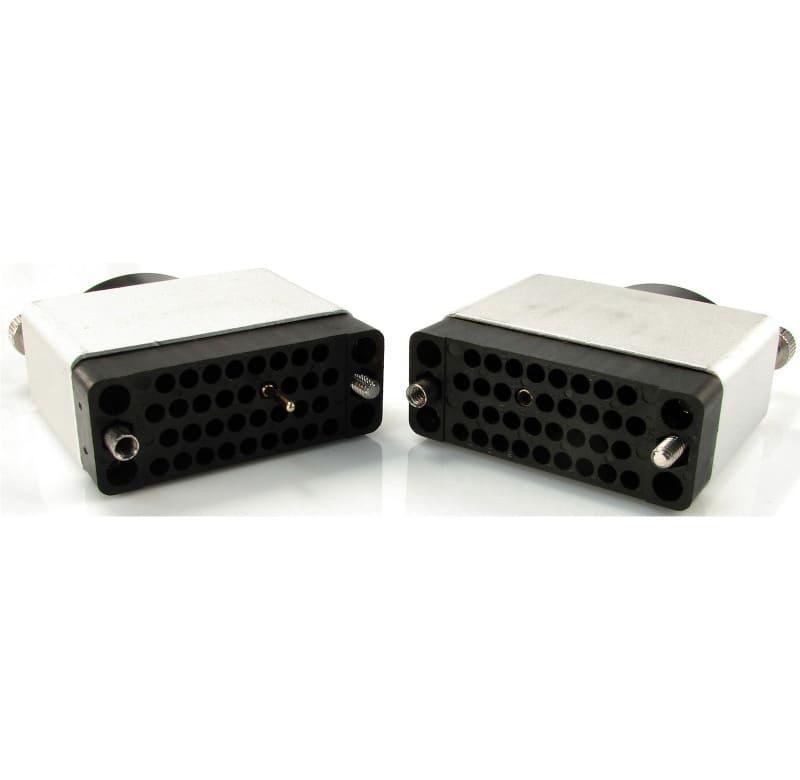 Conector V35 para telecomunicacion