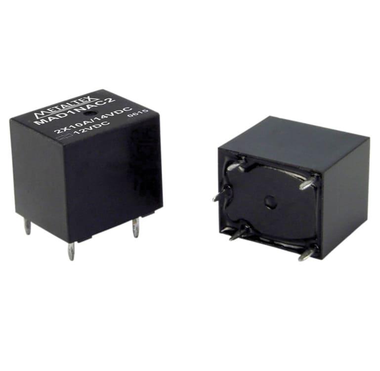 Relé ULTRA miniatura automotriz 1NA doble, voltaje bob:12VCC, capacidad de 10A, terminal para PCI